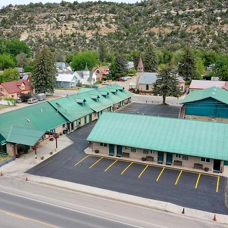 Dolores Mountain Inn Bagian luar foto