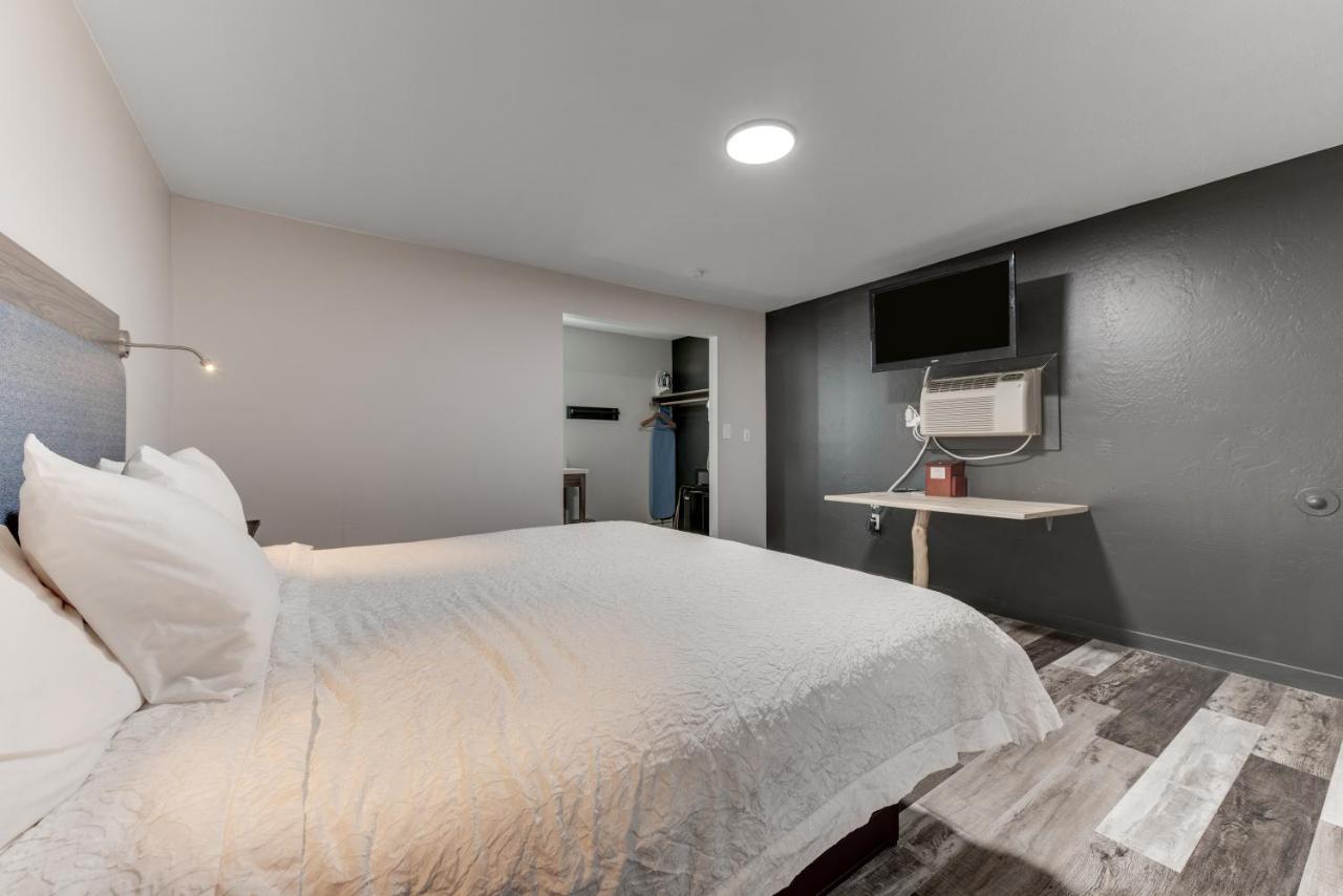 Dolores Mountain Inn Bagian luar foto