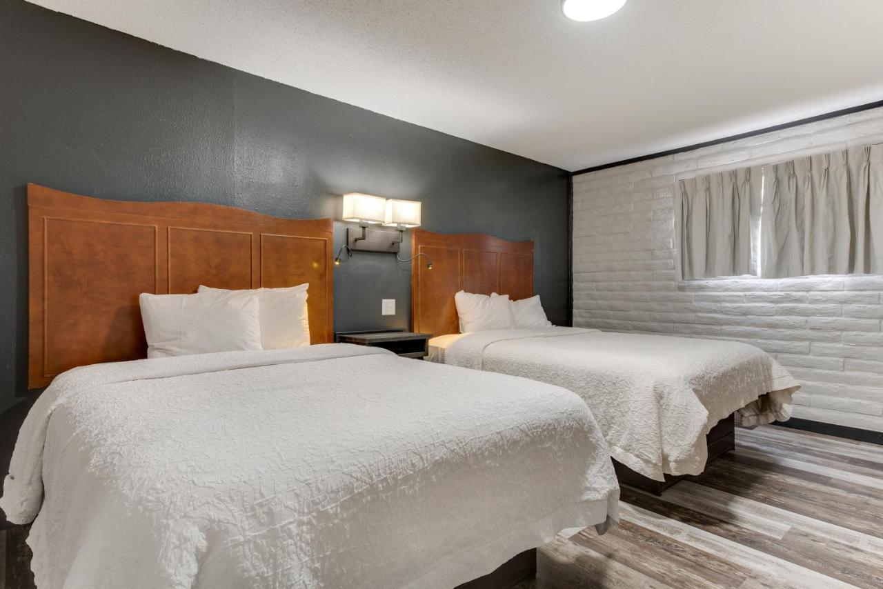 Dolores Mountain Inn Bagian luar foto