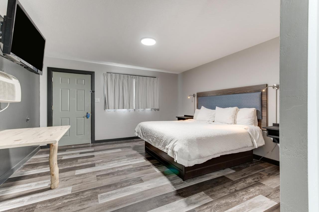 Dolores Mountain Inn Bagian luar foto