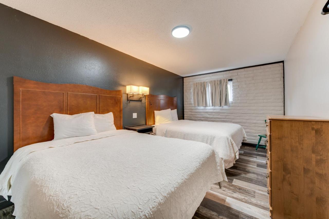 Dolores Mountain Inn Bagian luar foto