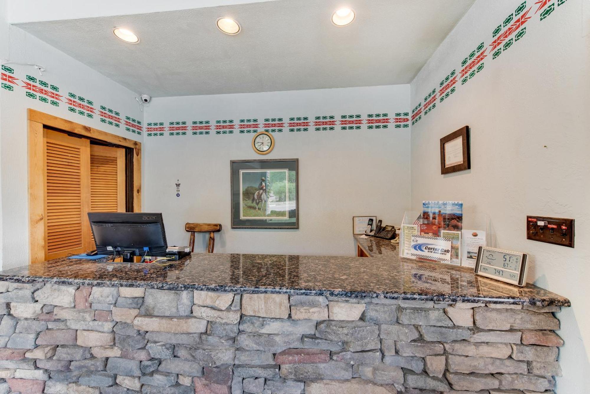 Dolores Mountain Inn Bagian luar foto