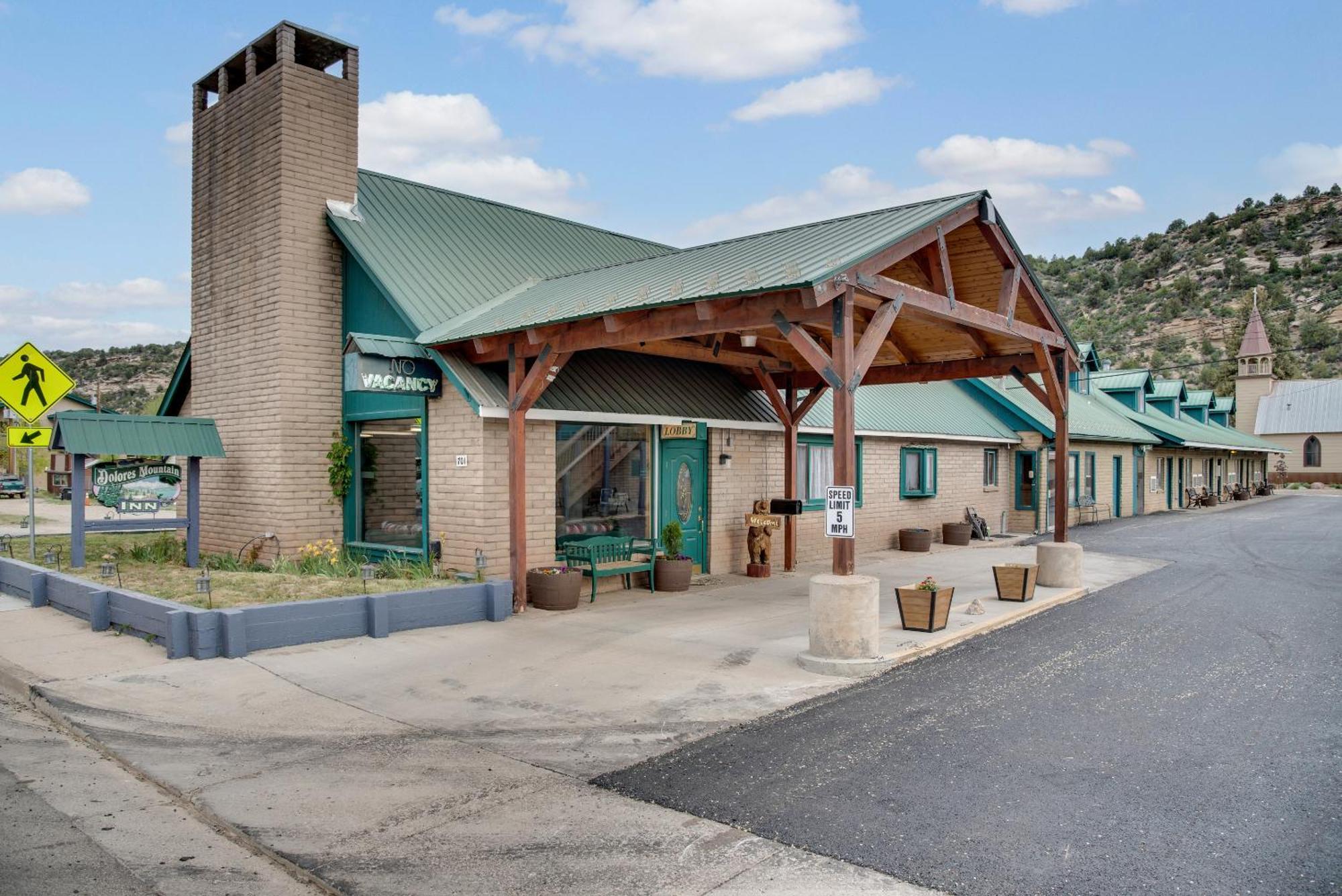 Dolores Mountain Inn Bagian luar foto